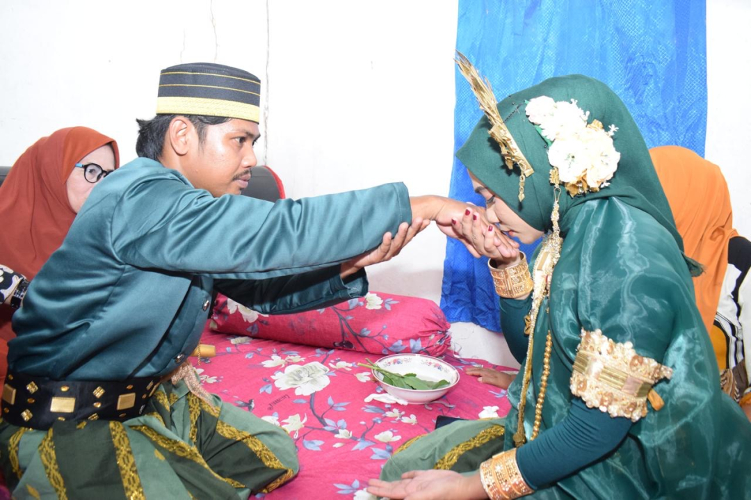 assets/img/blog-konten-kreator-reza-arap-gelar-resepsi-pernikahan-di-bali-.jpg